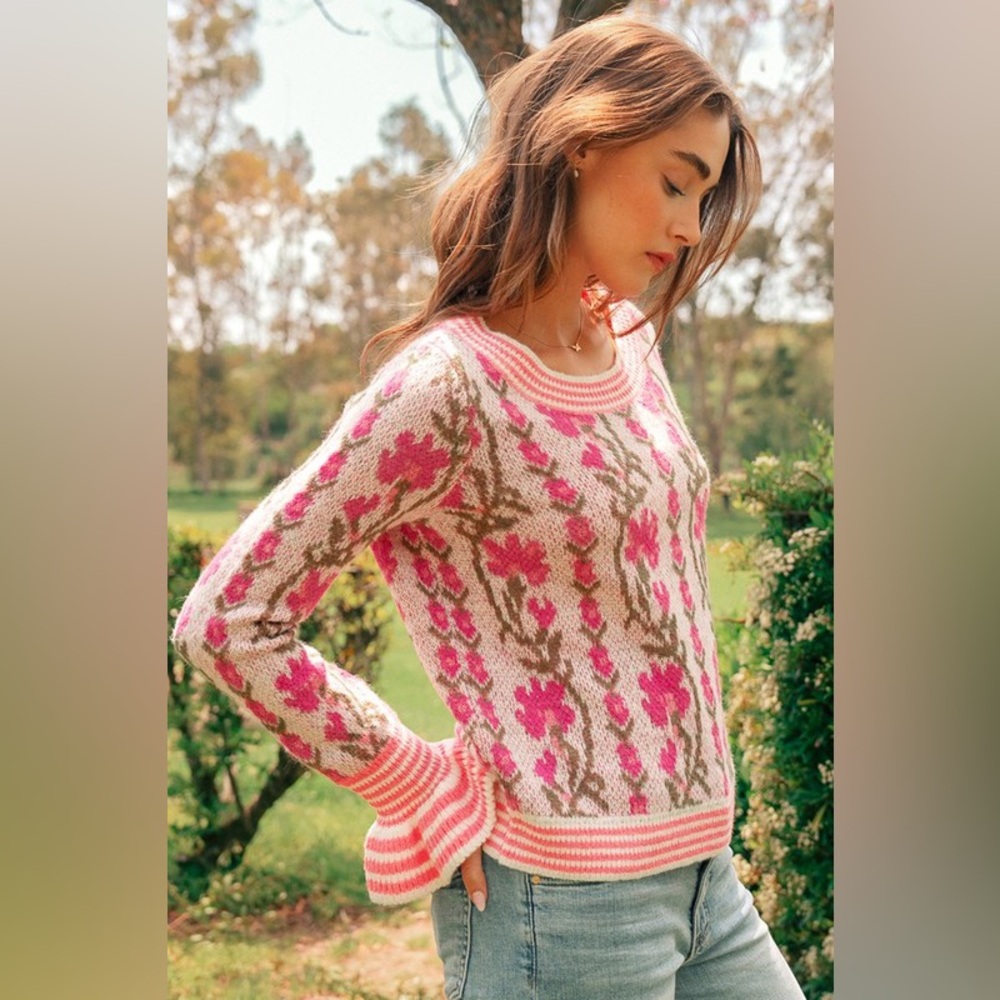 Anthropologie/So Me.  Pink Floral Knit Sweater with Cream and Green Accents NEW
